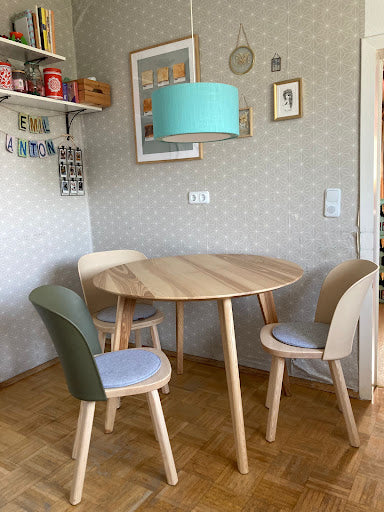 Massivholztisch Esszimmer  – Esstisch vom Schreiner, Echtholztisch mit Schweizer Kante in Esche