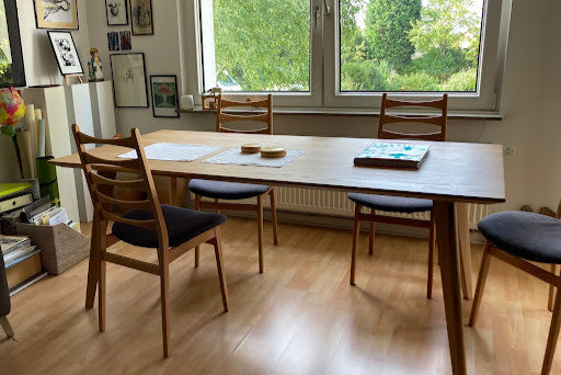 massivholztisch minimal filigran design skandinavisch mid century